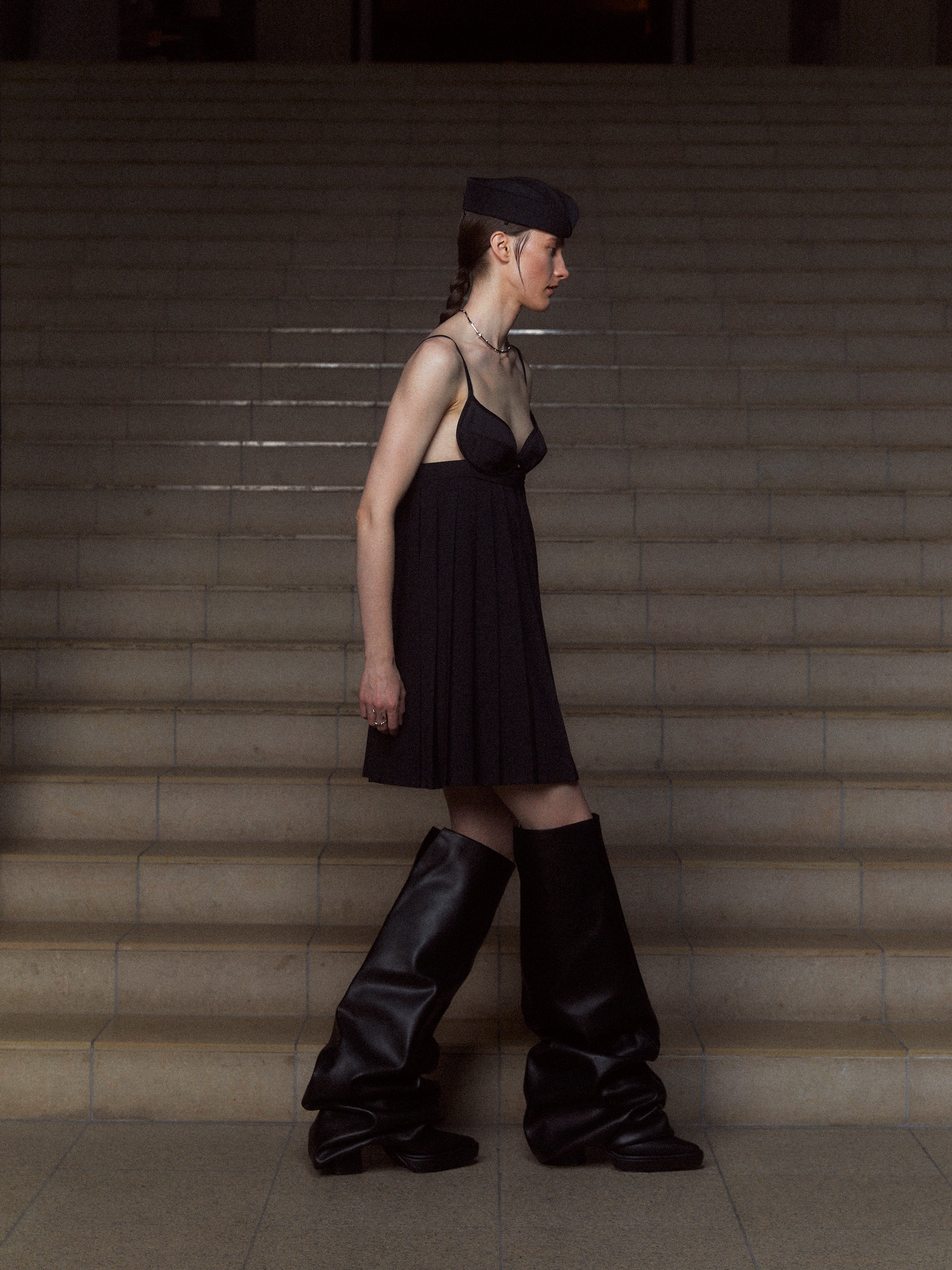 Melted Thigh Boots – POOLDE