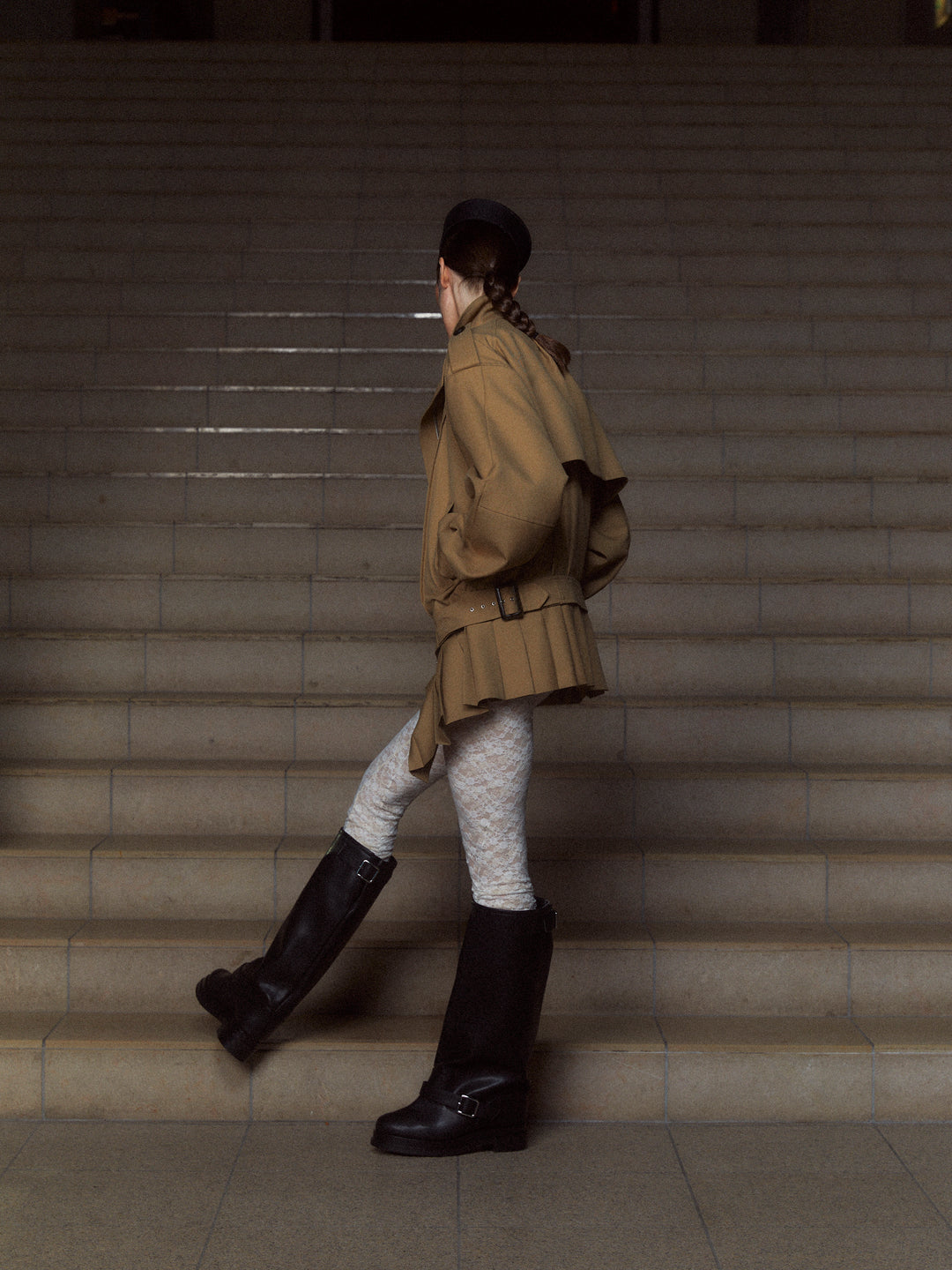 Kilt-Hem Zip Blouson