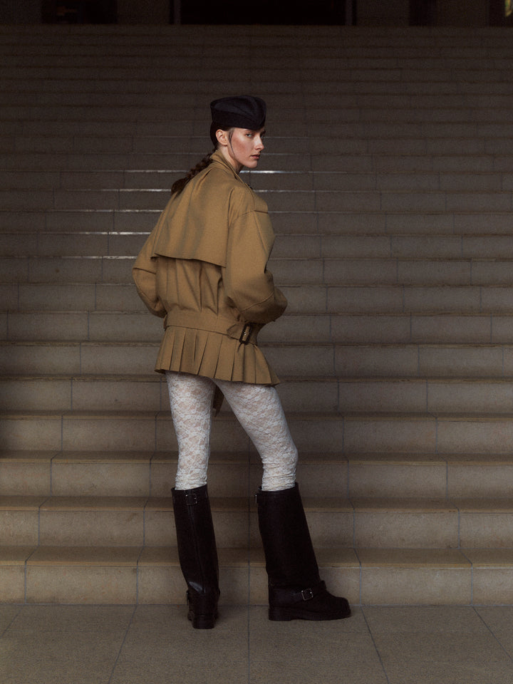 Kilt-Hem Zip Blouson