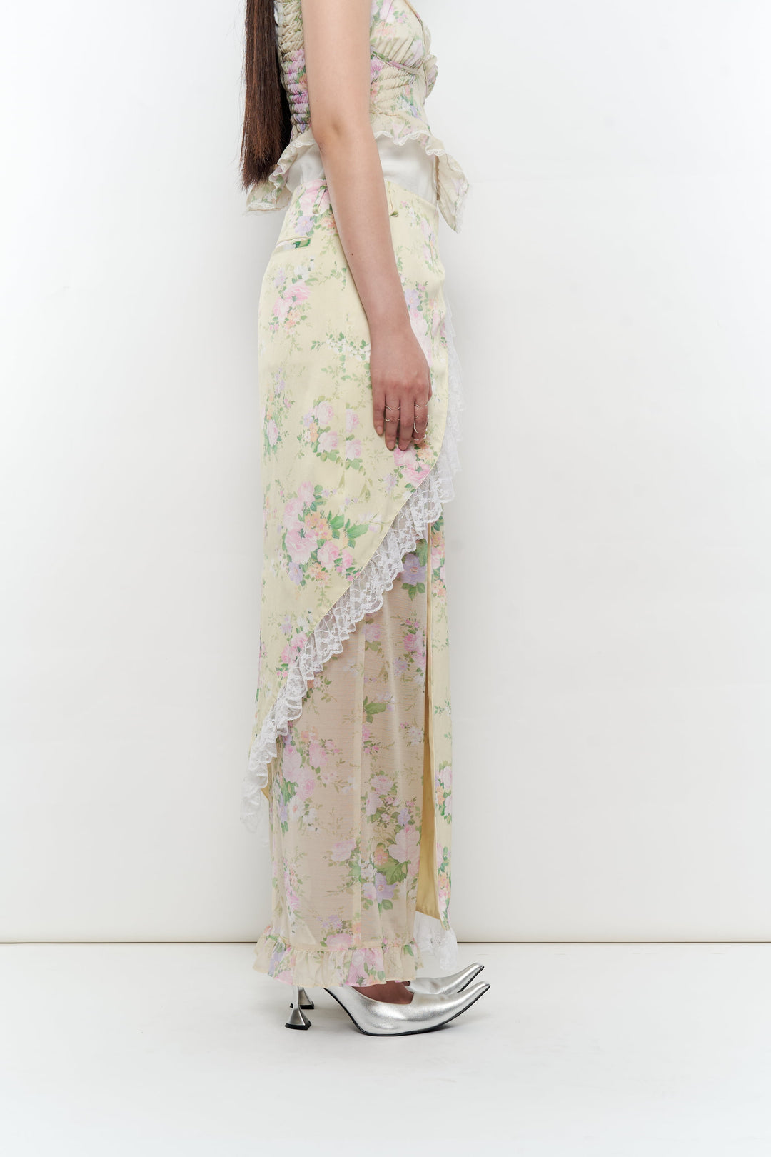 PILLAR OF AIR SKIRT BLOOM