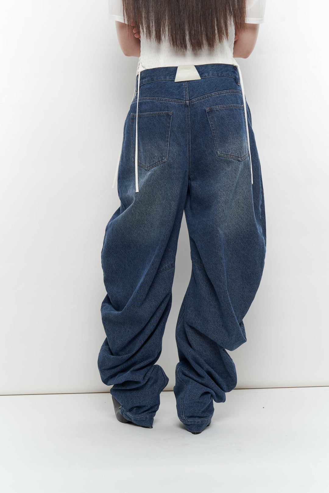 LIQUID DENIM PANTS