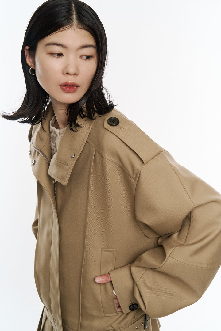 Kilt-Hem Zip Blouson