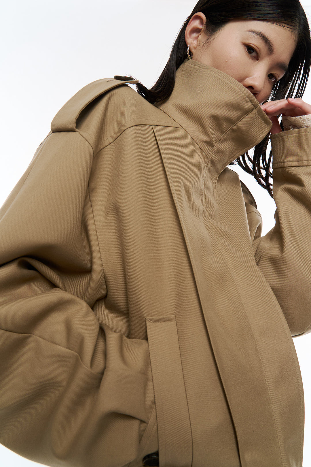 Kilt-Hem Zip Blouson