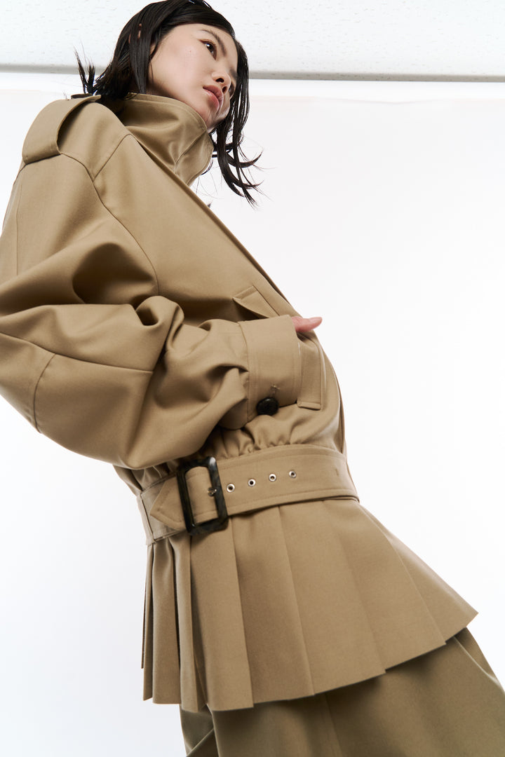 Kilt-Hem Zip Blouson