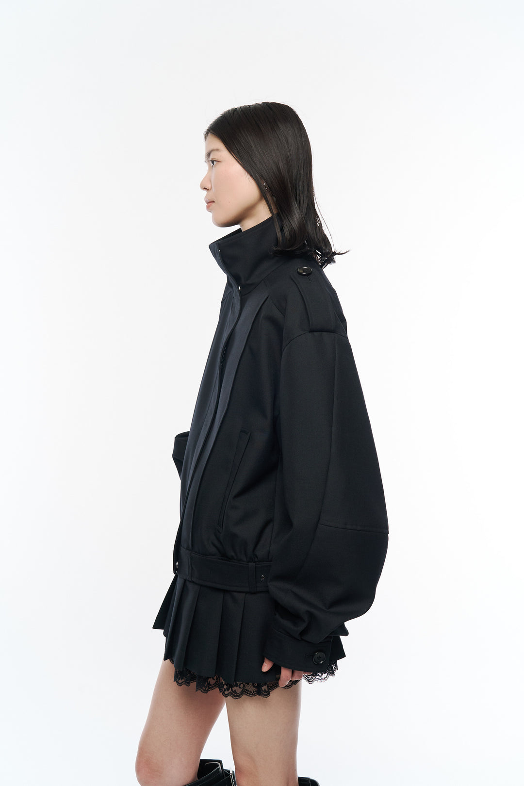 Kilt-Hem Zip Blouson