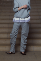 GRAY