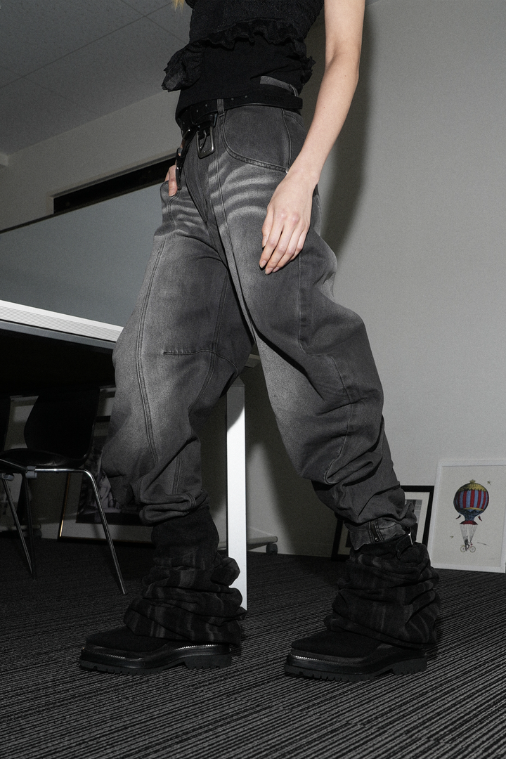LIQUID DENIM PANTS