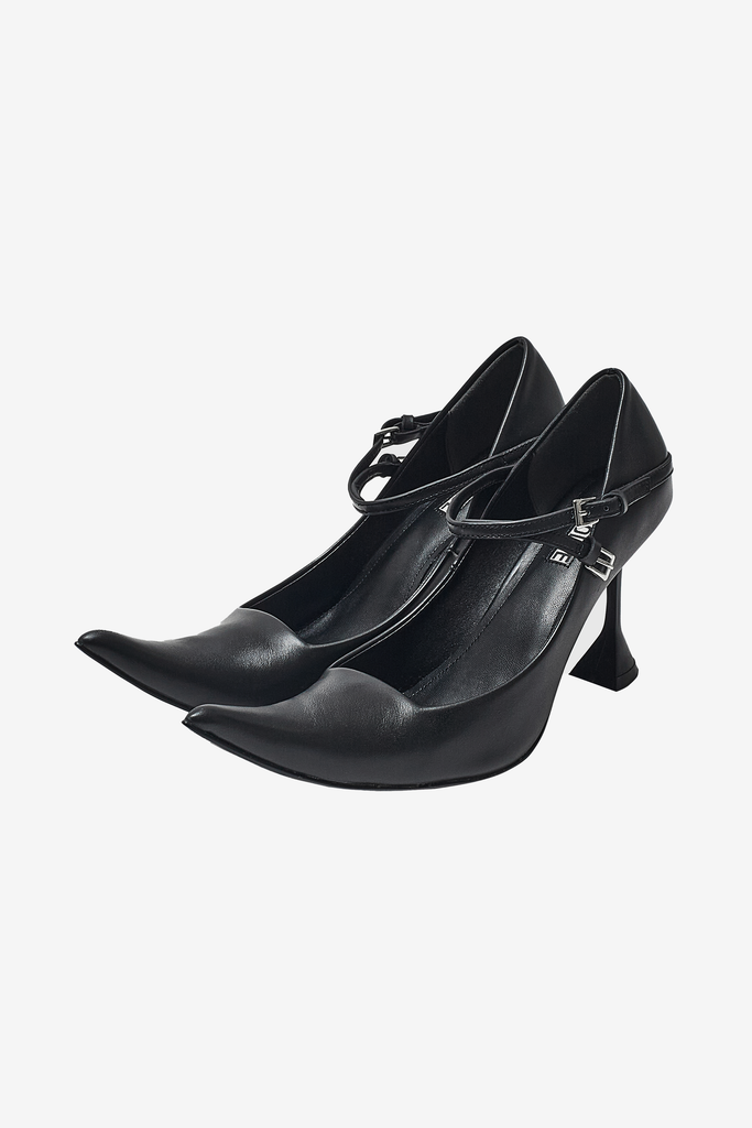 POOLDE Belted Horn Pumps ブラック Belted Horn Pumps – POOLDE
