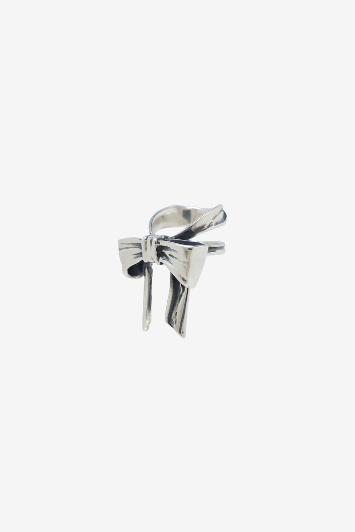 Suspended Bow Ring