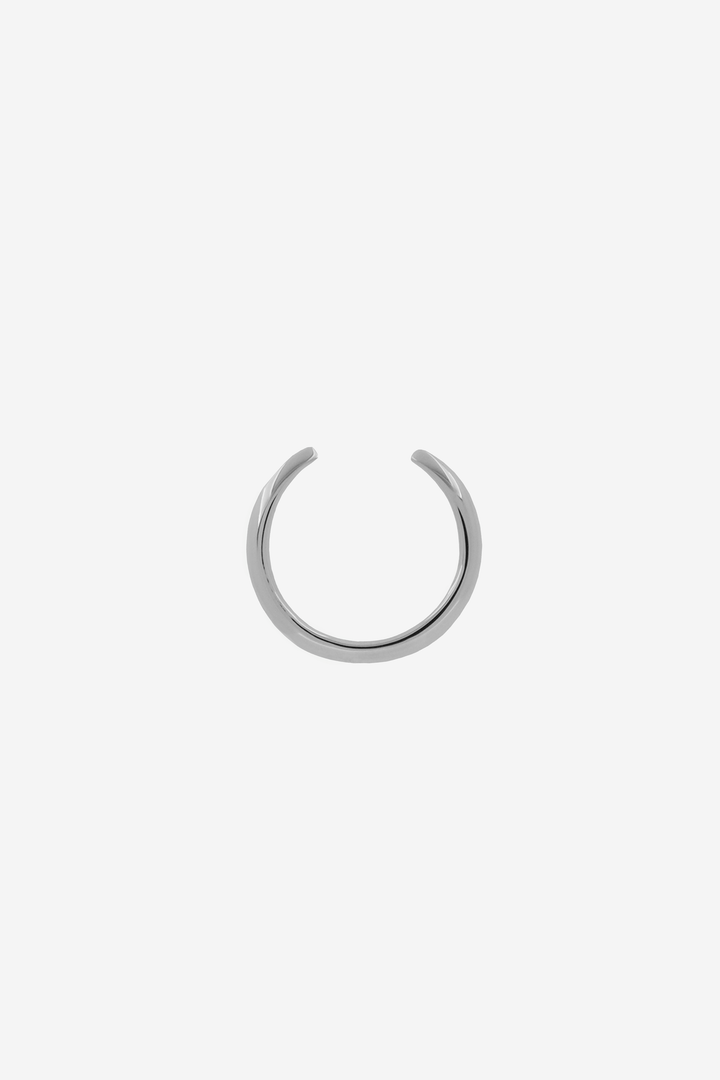 Fang Ring