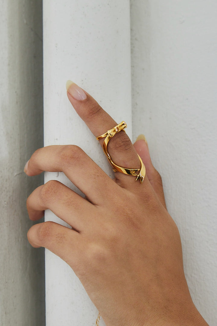 Joint Bow Ring Gold