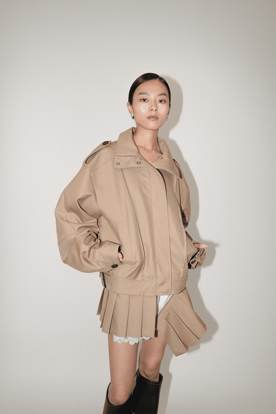 Kilt-Hem Zip Blouson