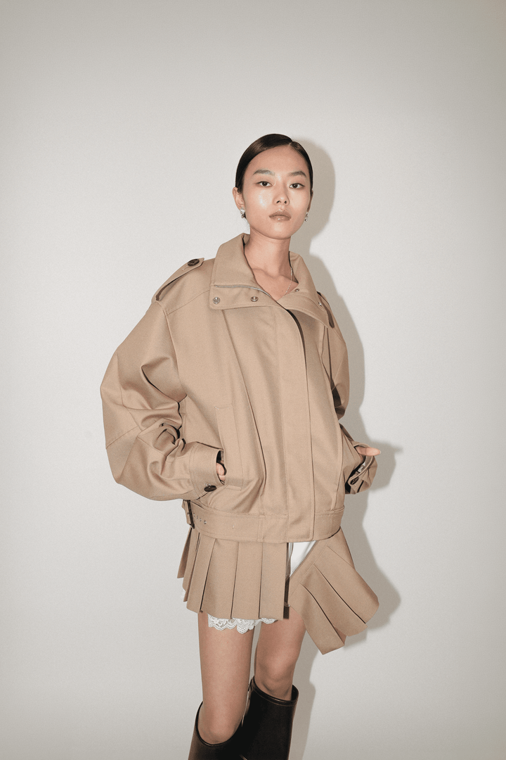 Kilt-Hem Zip Blouson
