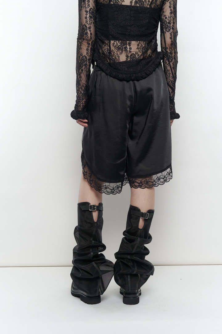 BOYFRIEND'S LINGERIE